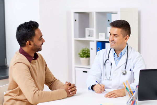 Doctor with his patient concept image for opiate withdrawal and detox program in Phoenix