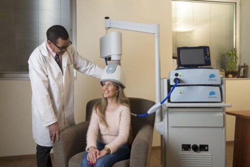 TMS for Brain performance women working with male clinician to get TMS treatment in phoenix